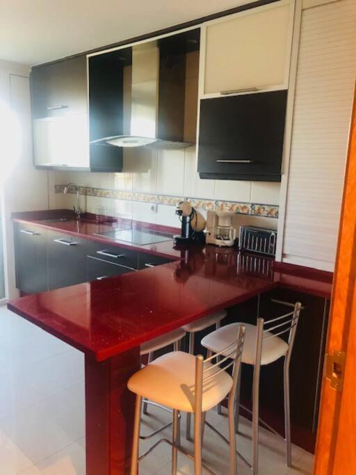 Piso Moderno Apartment Sarria Bagian luar foto